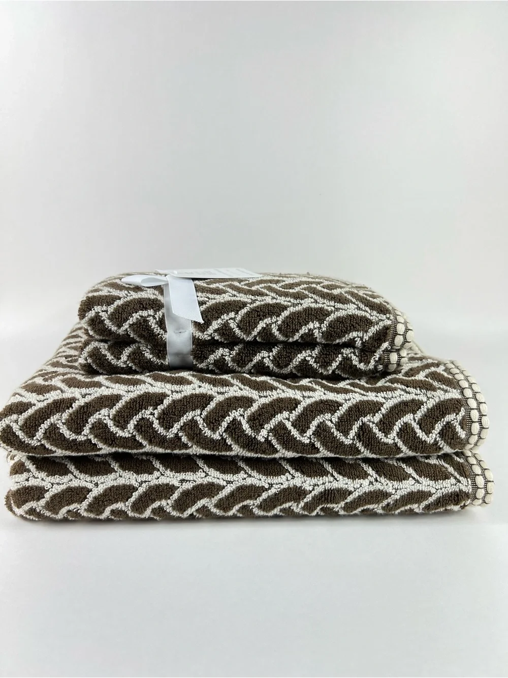 Deborah Connolly Bath Towel Set Brown Off White Modern Design Cotton 4 Pc NEW